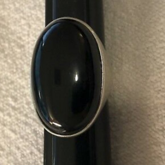 Sterling Silver Onyx Domed Ring, Size 7.5. VINTAGE - Picture 1 of 6